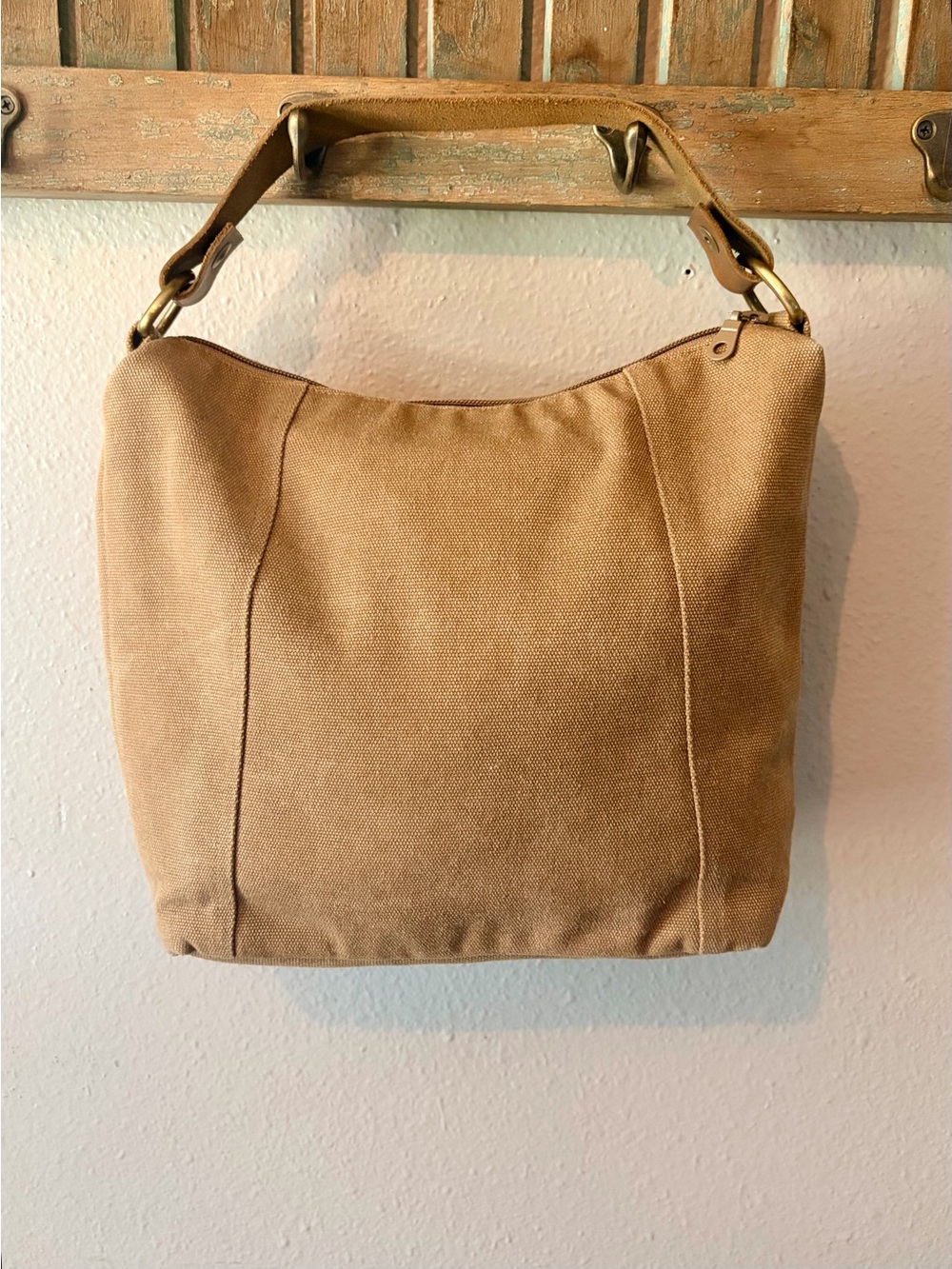 Meridian Lee Artisan Canvas Hobo Bag - Picture 2 of 16